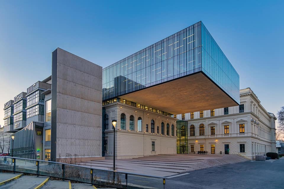 Begrüßung auf dem Campus
